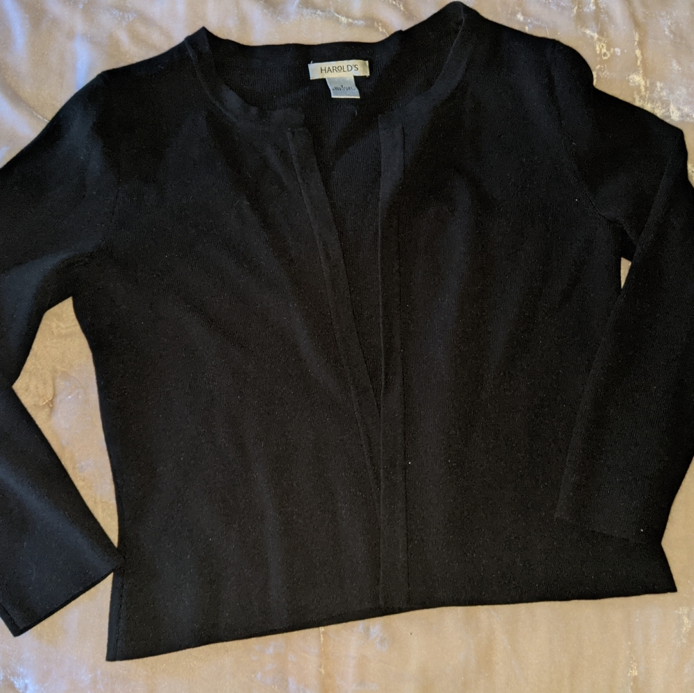 Crop sweater